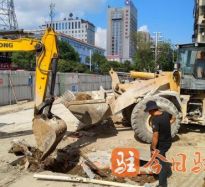 我想操网址高温下的坚守｜道路建设者用汗水铺就畅通路